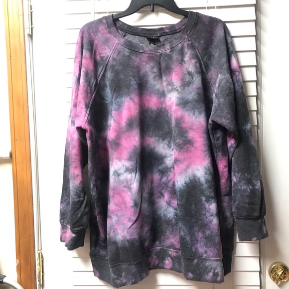 torrid Tops - 💕#WearPink💕 Torrid size 2 breast cancer sweatshirt